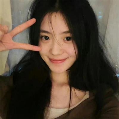 沉默一瞬
